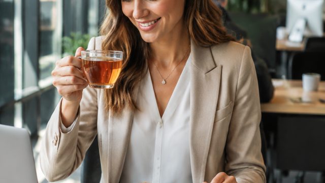 Elevate Your Lunchtime: Delicious Meals to Impress at Work