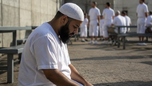 Supreme Court Ruling Sparks Debate on Religious Rights in Prisons | chrome tidak bisa digunakan, omo